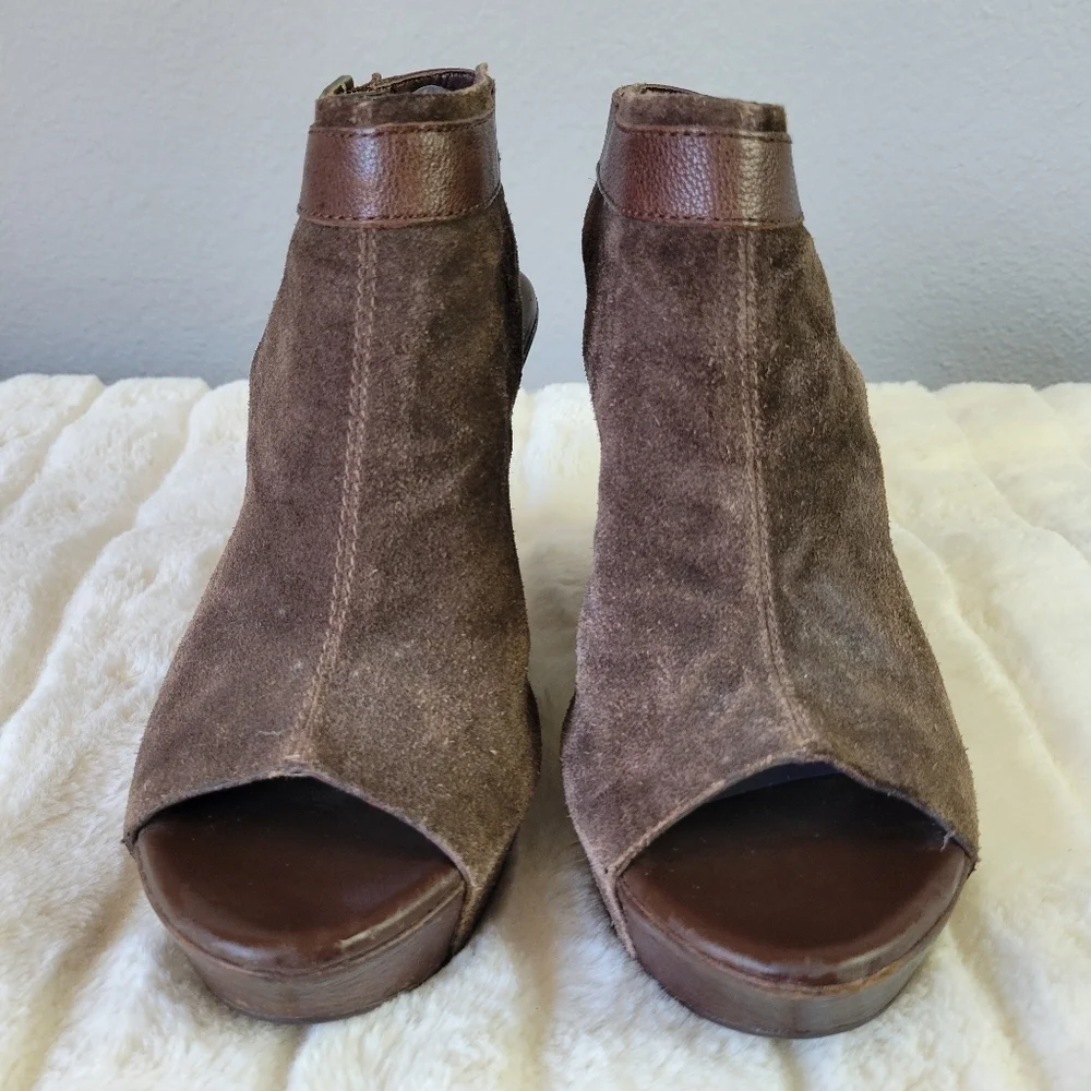 KORK-EASE // berit dark brown suede ankle buckle platform wedges